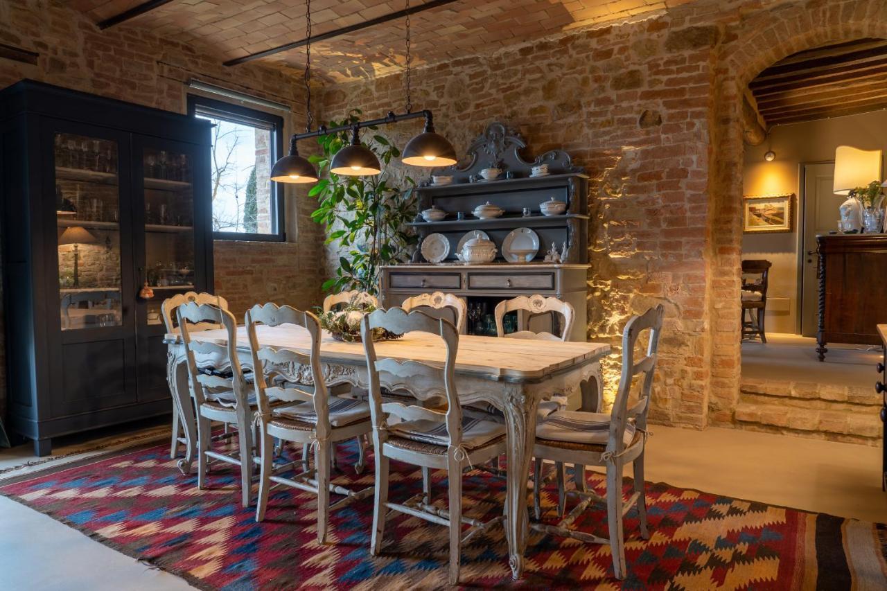 Agriturismo Poggio Il Castellare Монтальчино Экстерьер фото
