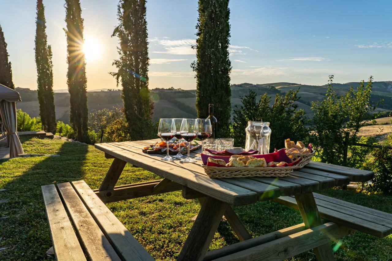 Agriturismo Poggio Il Castellare Монтальчино Экстерьер фото