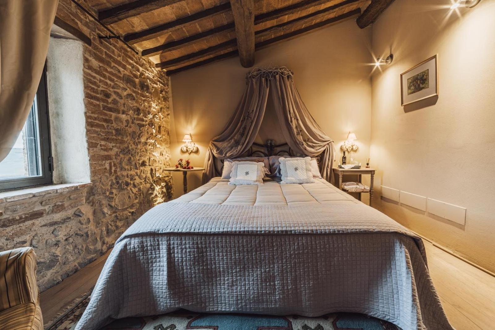 Agriturismo Poggio Il Castellare Монтальчино Экстерьер фото